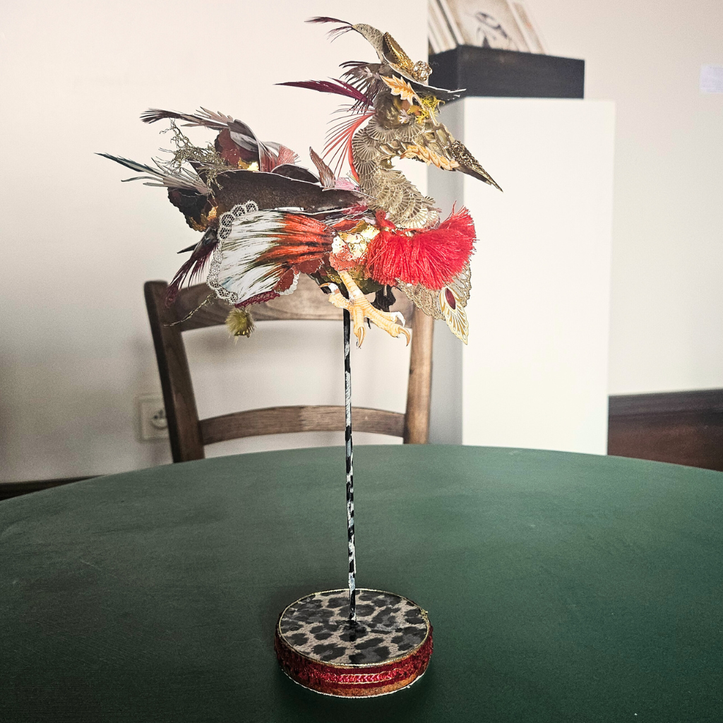 Specimen volant rouge, Thierry Faligot